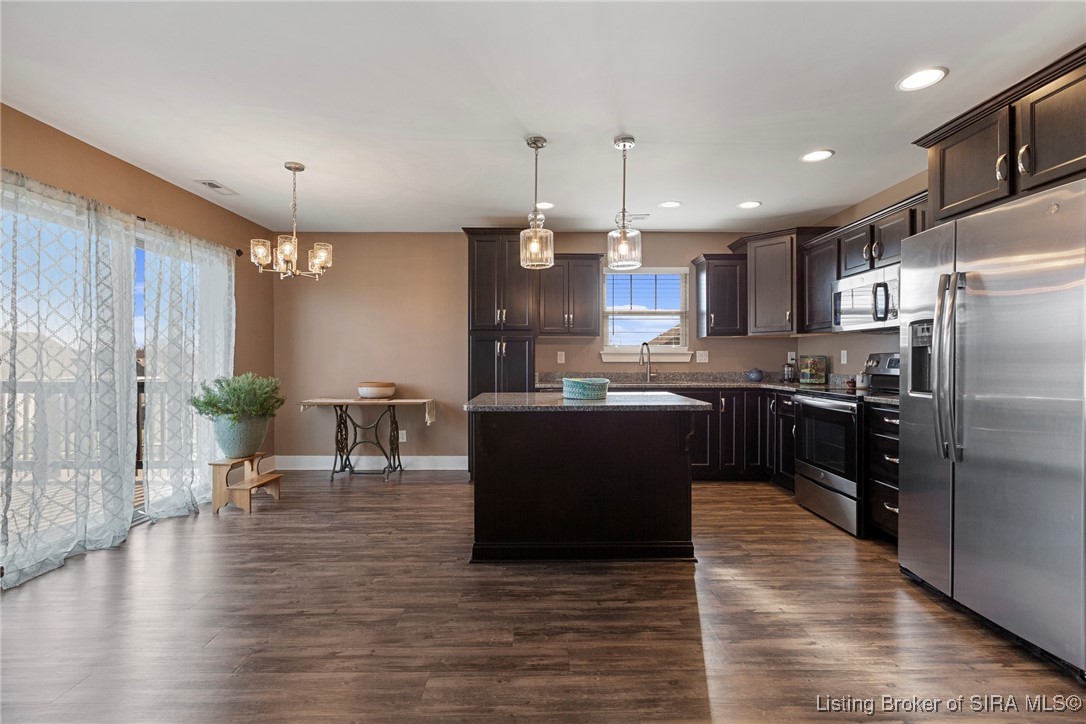 2000 Crestview Lane Georgetown, IN 47122 - Photo 16 of 48