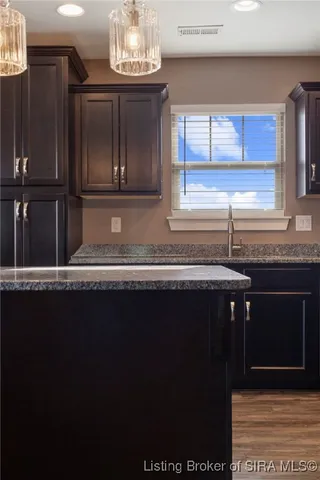 $344,900 | 2000 Crestview Lane, Georgetown, IN 47122