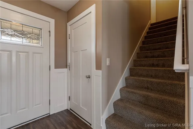 $344,900 | 2000 Crestview Lane, Georgetown, IN 47122