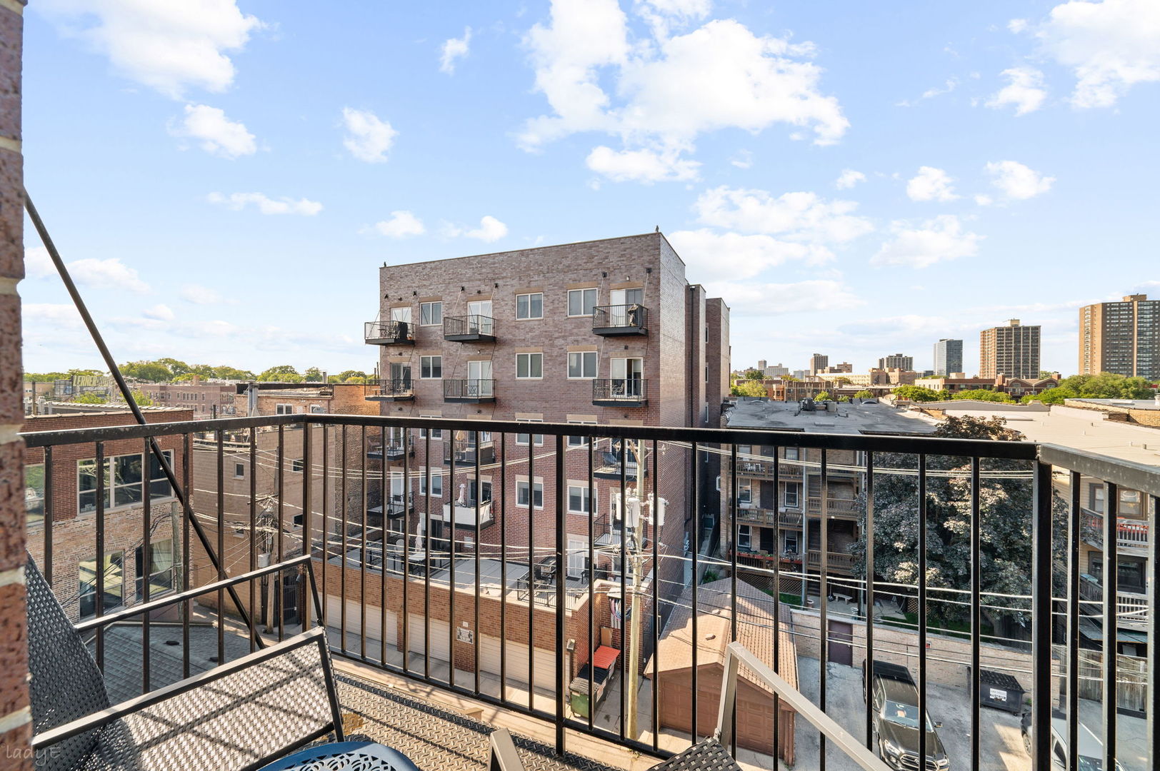 924 West Dakin Street, Unit 4 Chicago, IL 60613 - Photo 20 of 30