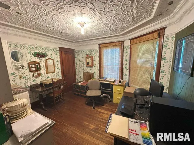 $324,900 | 605 Fulton Street, Grand Mound, IA 52751