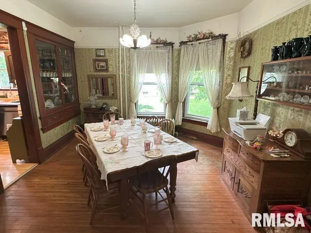 $324,900 | 605 Fulton Street, Grand Mound, IA 52751