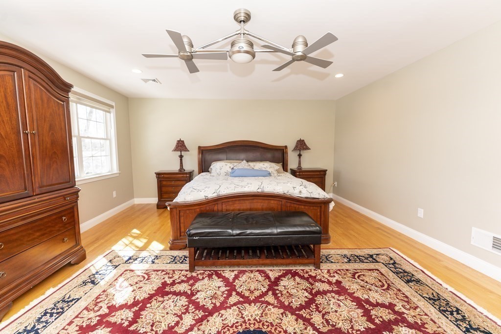 11 Sanderson Road Waltham, MA 02451 - Photo 11 of 19