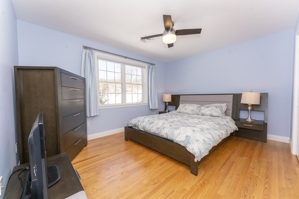 11 Sanderson Road Waltham, MA 02451 - Photo 13 of 19