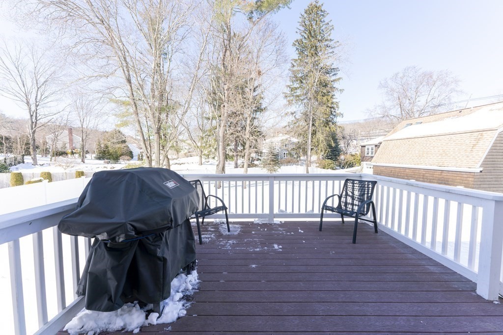 11 Sanderson Road Waltham, MA 02451 - Photo 18 of 19