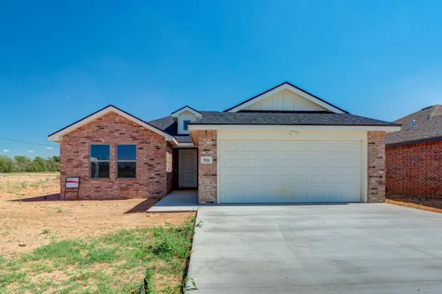 $185,576 | 936 East Municipal Drive, Lubbock, TX 79403