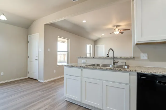 $185,576 | 936 East Municipal Drive, Lubbock, TX 79403