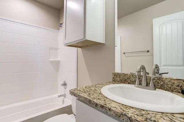 $185,576 | 936 East Municipal Drive, Lubbock, TX 79403