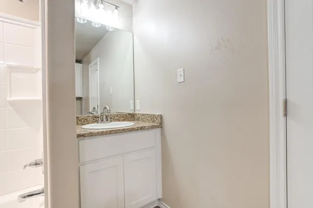 $185,576 | 936 East Municipal Drive, Lubbock, TX 79403