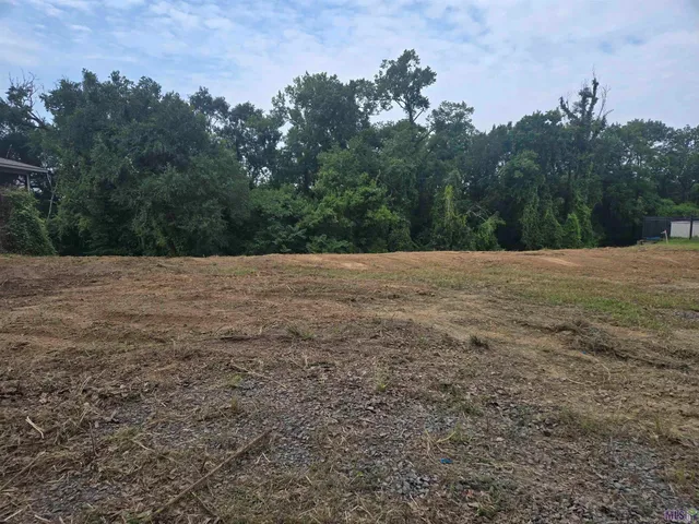 $199,900 | 8008 Highland Road, Baton Rouge, LA 70808