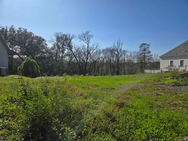 $199,900 | 8008 Highland Road, Baton Rouge, LA 70808