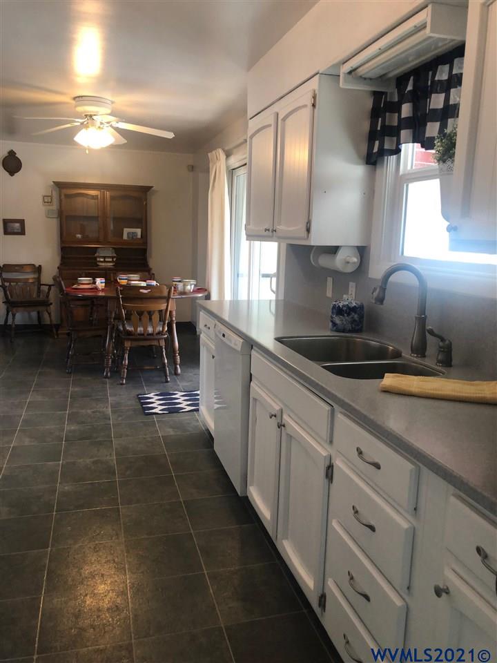 350 E Street Lebanon, OR 97355 - Photo 10 of 24 Gallery Image 10