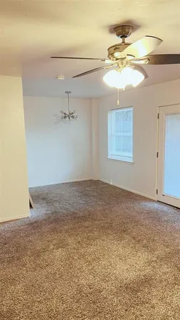 $1,195 | 606 West Main Street, Waxahachie, TX 75165