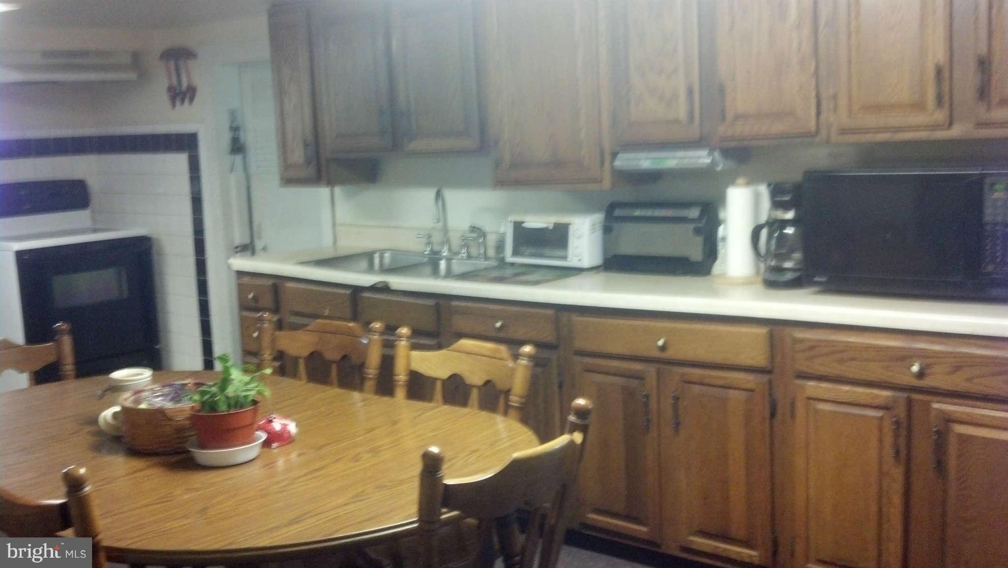735 Old Manchester Road Westminster, MD 21157 - Photo 5 of 15 Kitchen