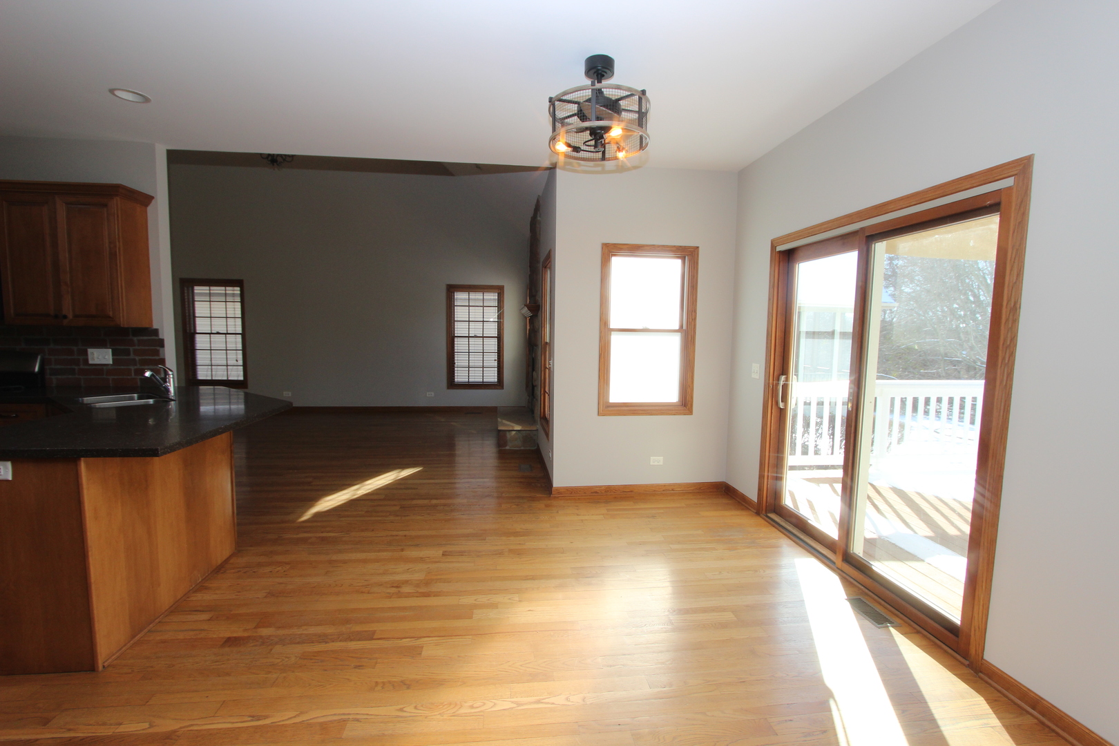 810 Prairie Ridge Drive Woodstock, IL 60098 - Photo 8 of 27 Gallery Image 8