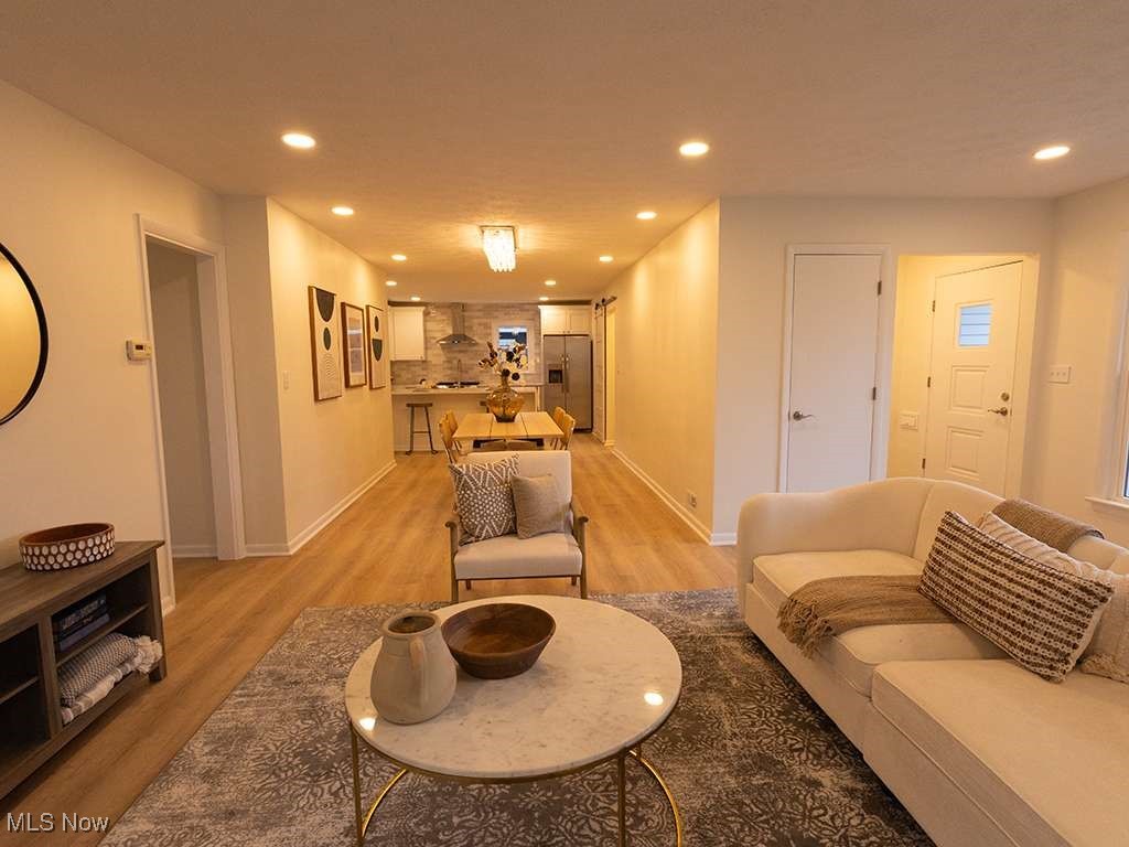4838 North Sedgewick Road Cleveland, OH 44124 - Photo 4 of 25 Gallery Image 4