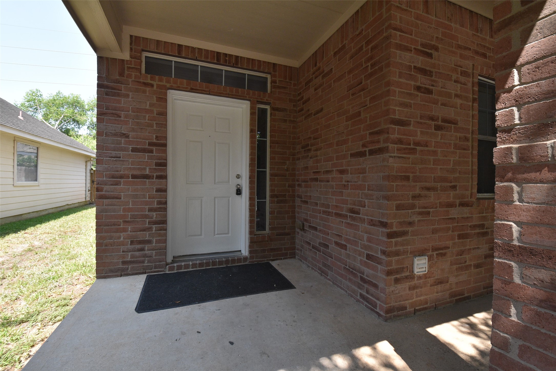 21603 Falvel Lake Drive Spring, TX 77388 - Photo 3 of 45