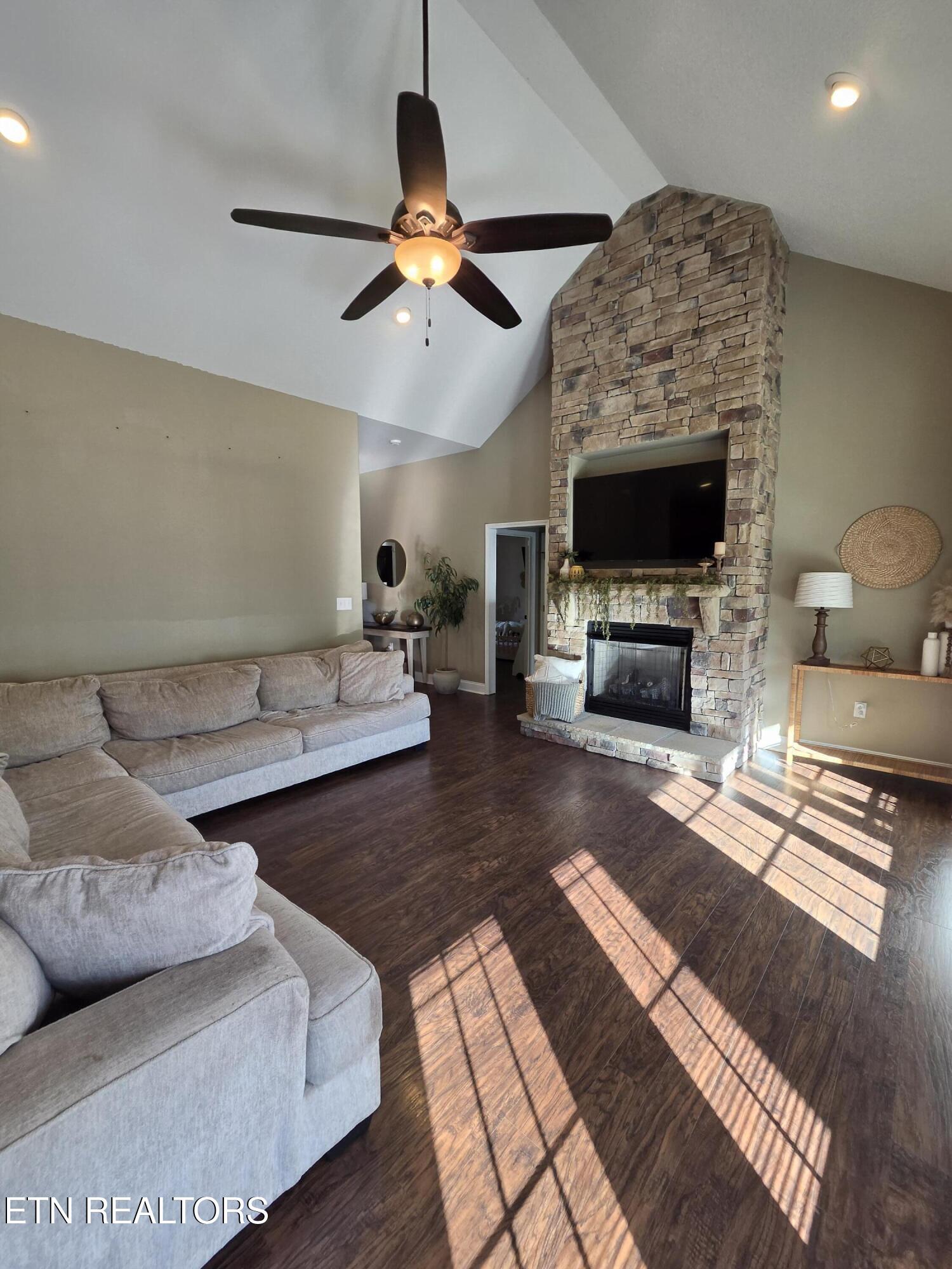 213 Tudor Hollow Road Andersonville, TN 37705 - Photo 12 of 41 20260427_181518