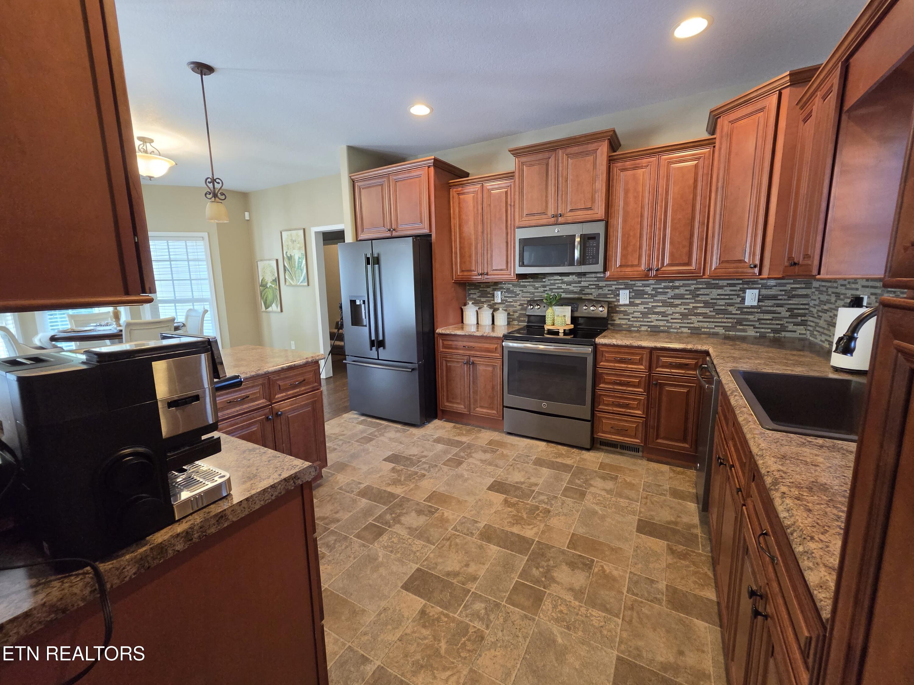 213 Tudor Hollow Road Andersonville, TN 37705 - Photo 9 of 41 20260427_181212