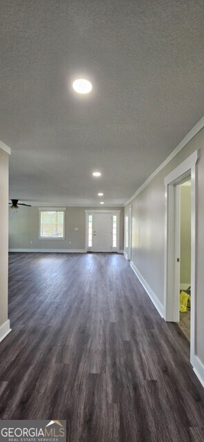 4183 Highway 280 Claxton, GA 30417 - Photo 11 of 18 Family Room