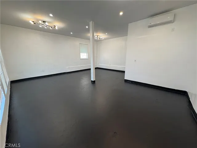 $1,700 | 3012 East 7th Street, Long Beach, CA 90804