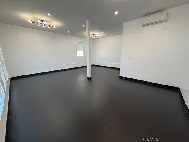 $1,700 | 3012 East 7th Street, Long Beach, CA 90804