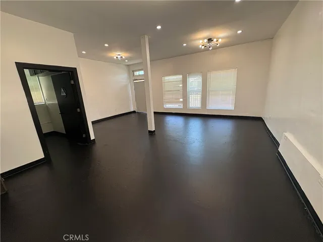 $1,700 | 3012 East 7th Street, Long Beach, CA 90804