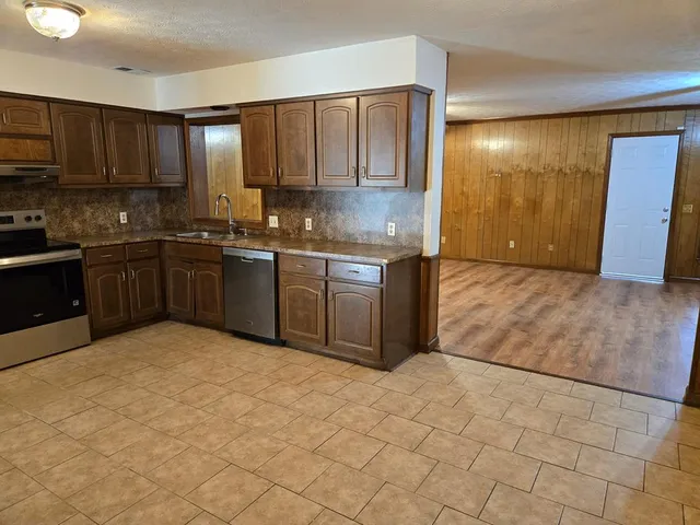a view of a livingroom with a fireplace