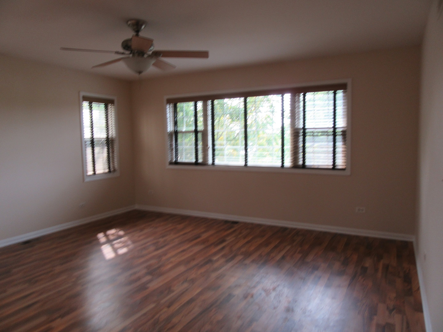 805 Ridge Avenue Wauconda, IL 60084 - Photo 7 of 25