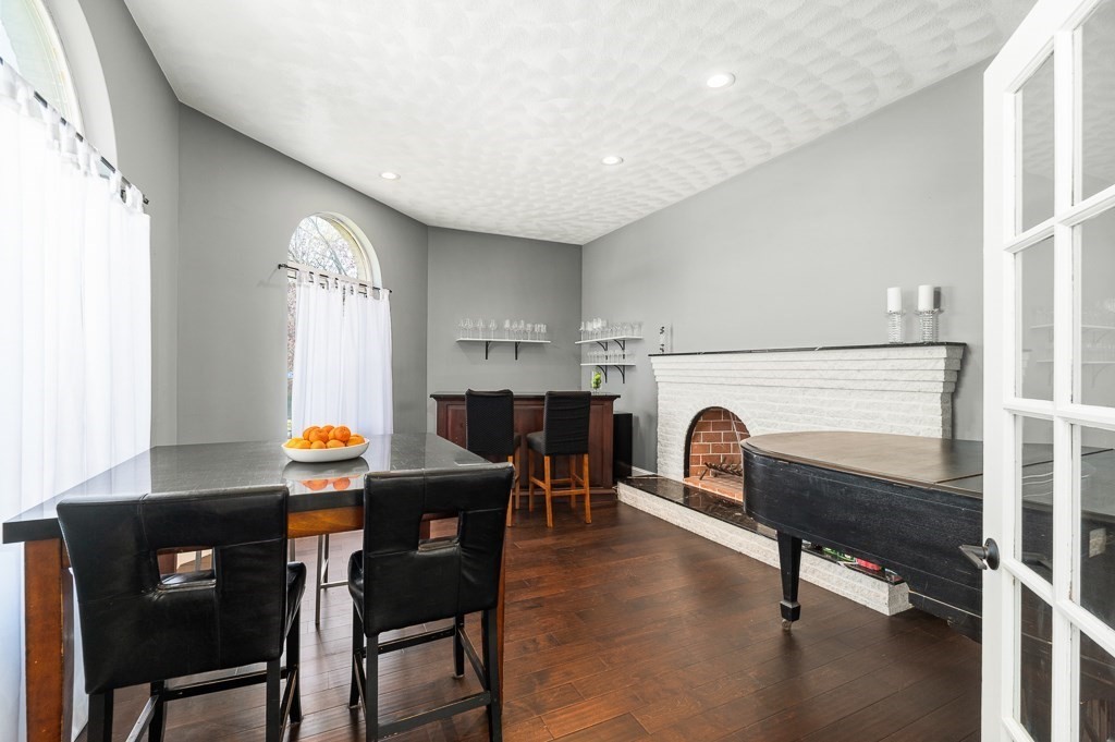 20 Landers Road Stoneham, MA 02180 - Photo 5 of 36 a room with furniture and window