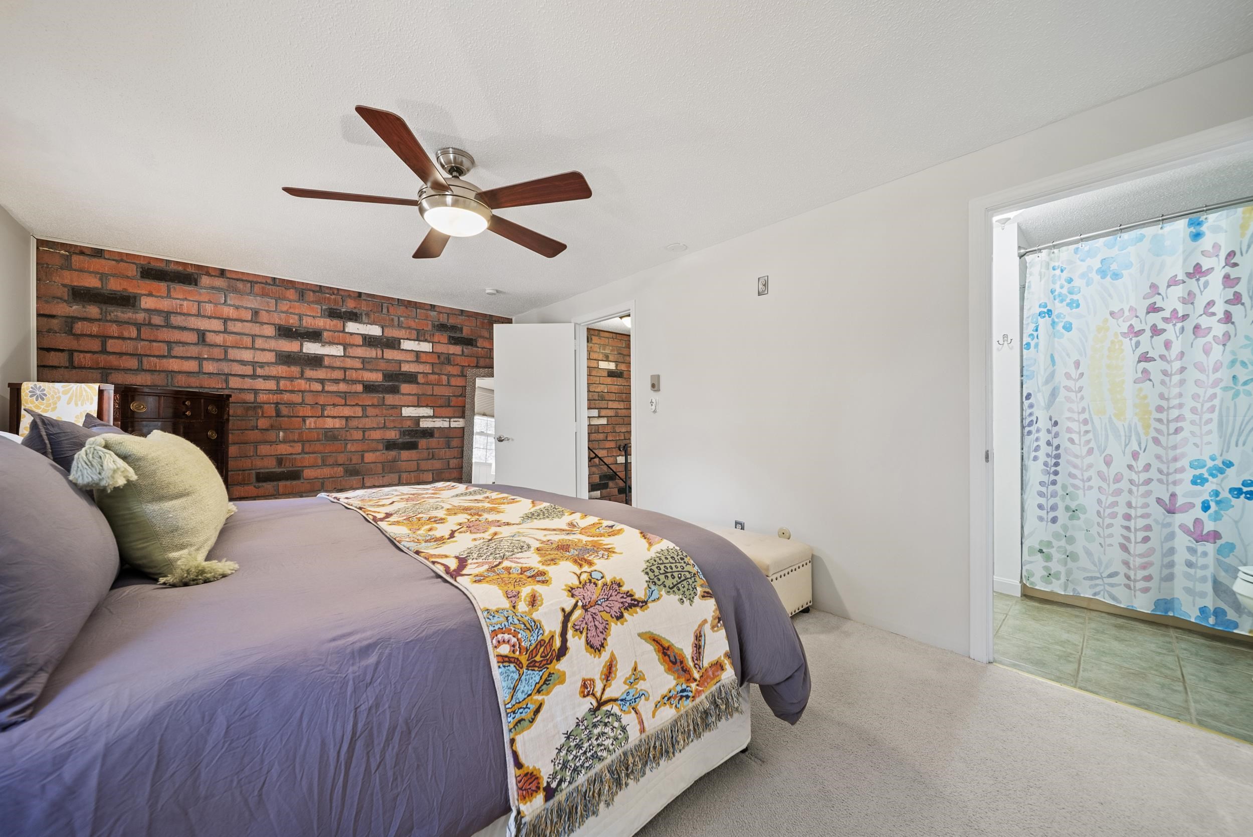 35 Olde Country Village Road, Unit 35 Londonderry, NH 03053 - Photo 19 of 44