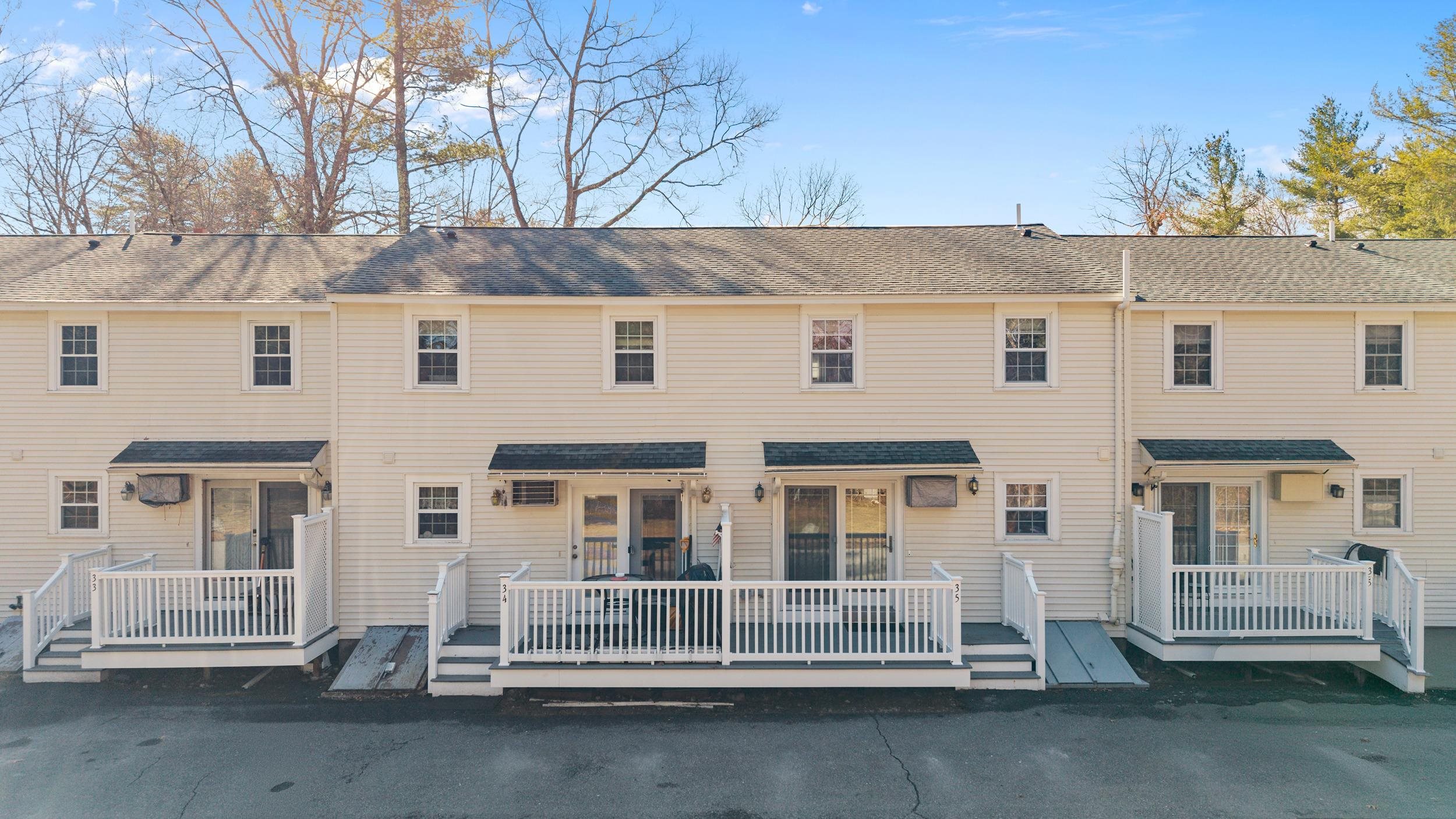 35 Olde Country Village Road, Unit 35 Londonderry, NH 03053 - Photo 33 of 44