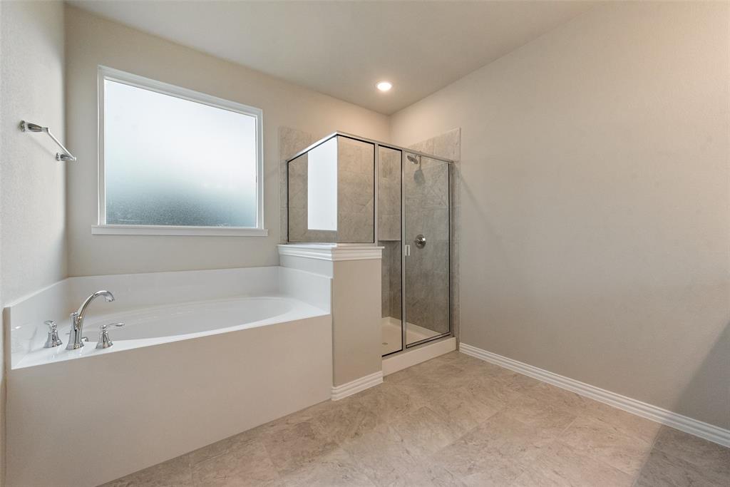 1230 County Road 200 Valley View, TX 76272 - Photo 17 of 26 Full bath with a garden tub and a shower stall