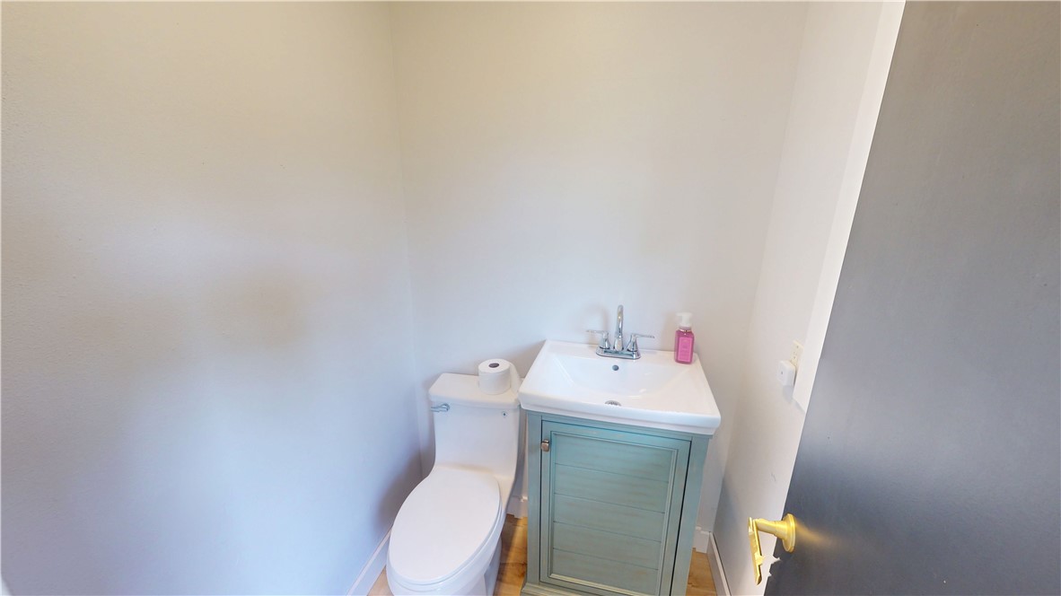 21398 Henning Road Danville, IL 61834 - Photo 27 of 36 Gallery Image 27
