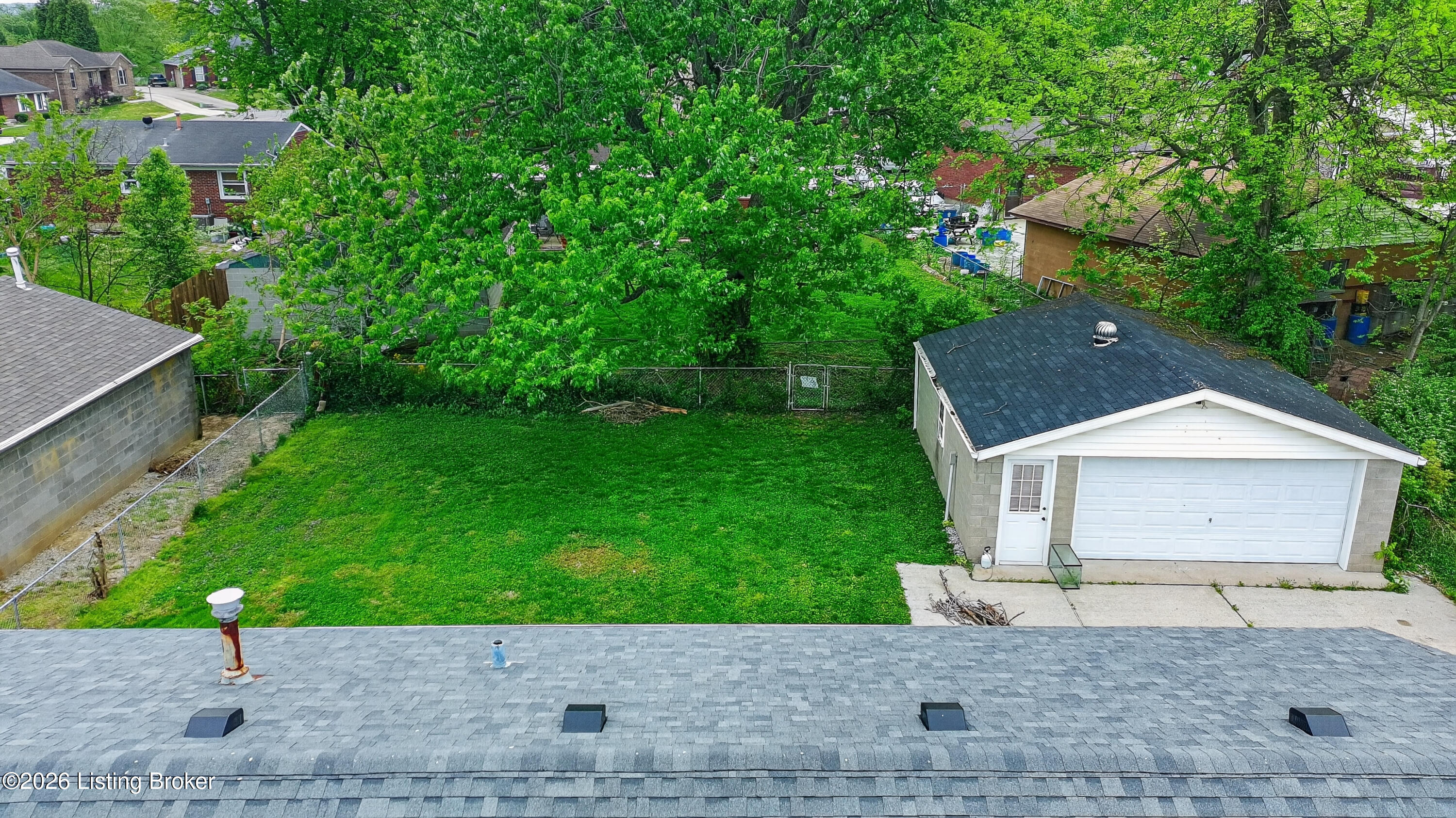 11214 Deering Road Louisville, KY 40272 - Photo 37 of 39 PTSC_0919