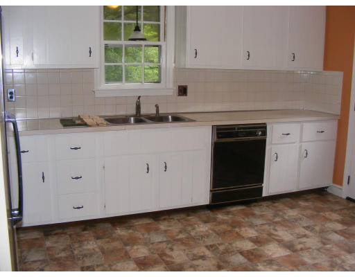 42 Donald Road Burlington, MA 01803 - Photo 2 of 11 Gallery Image 2