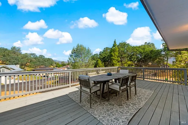 $412,000 | 1001 Eastridge Drive, Napa, CA 94558