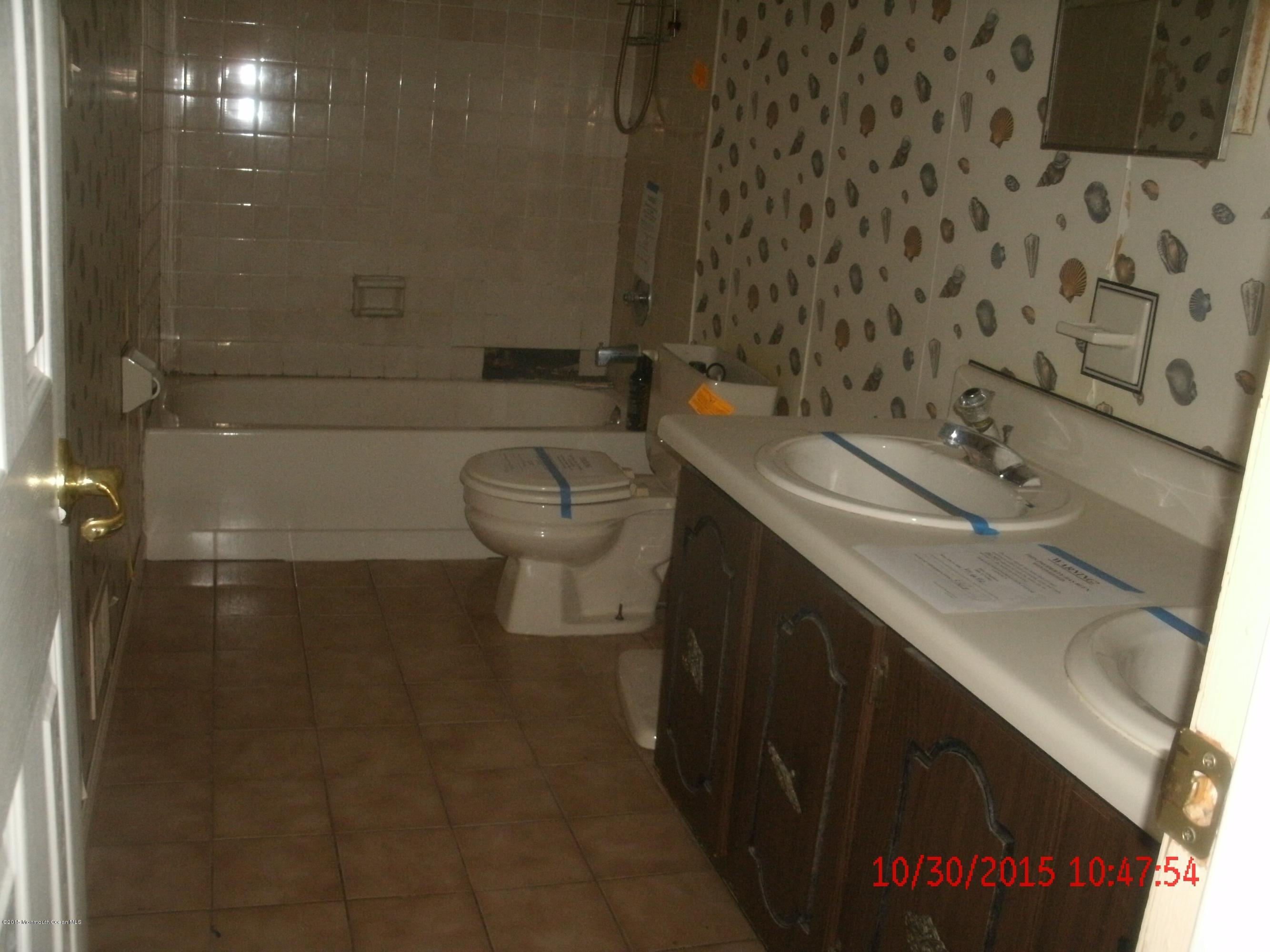 87 Sawmill Road, Unit 592 Brick, NJ 08724 - Photo 8 of 9 GEDC6361