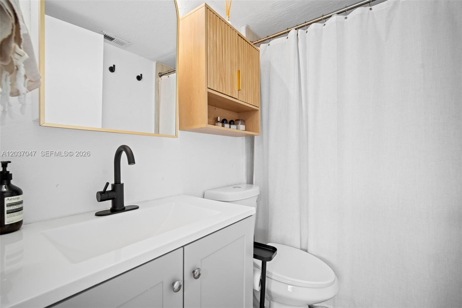 2575 Southwest 27th Avenue, Unit 304 Miami, FL 33133 - Photo 9 of 15