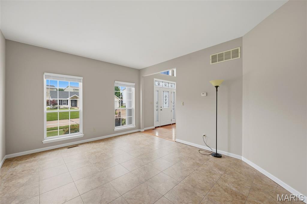 420 Rascal Crossing O'Fallon, MO 63366 - Photo 6 of 46