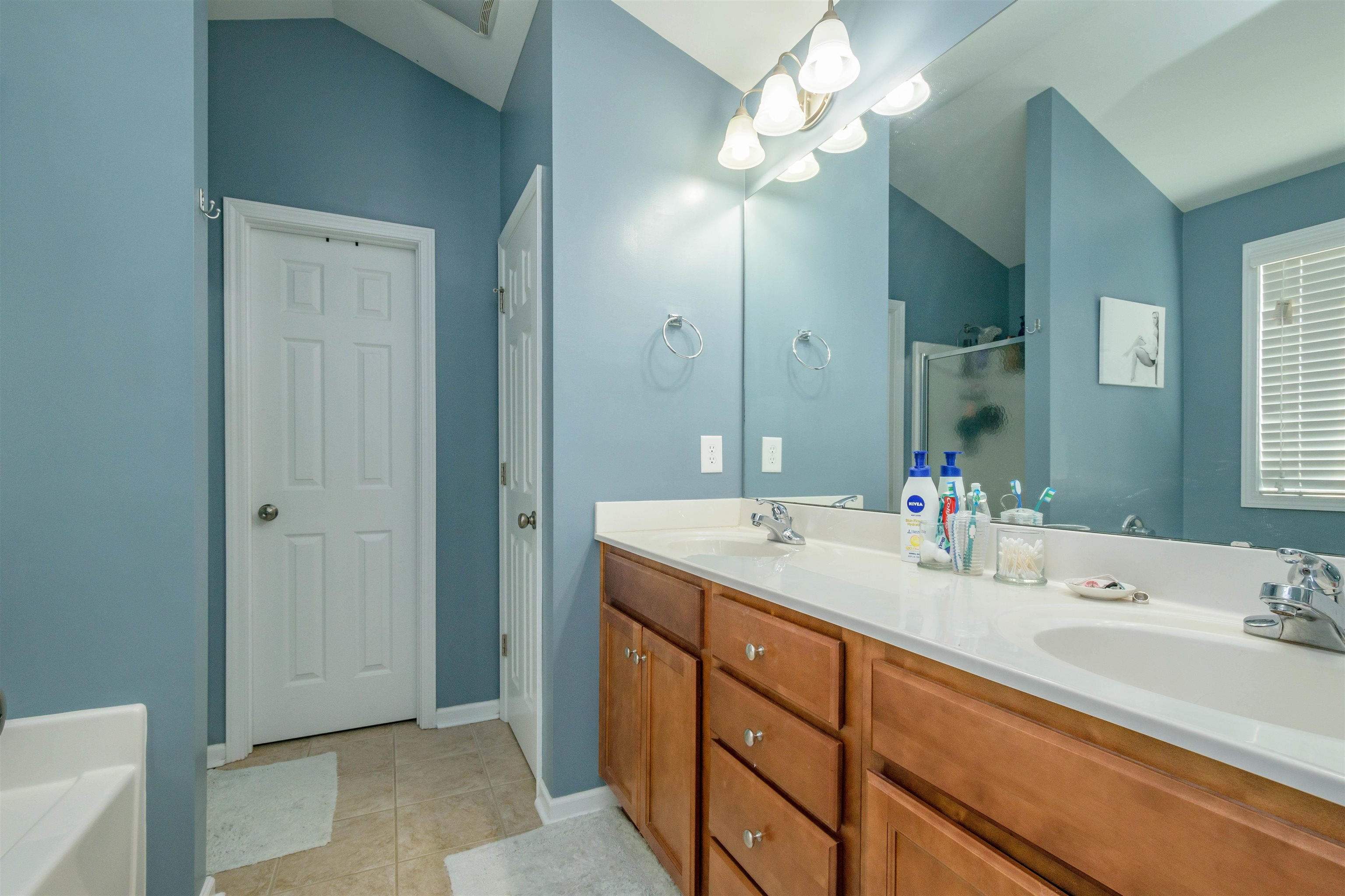 695 Flintrock Drive Boiling Springs, SC 29316 - Photo 20 of 35