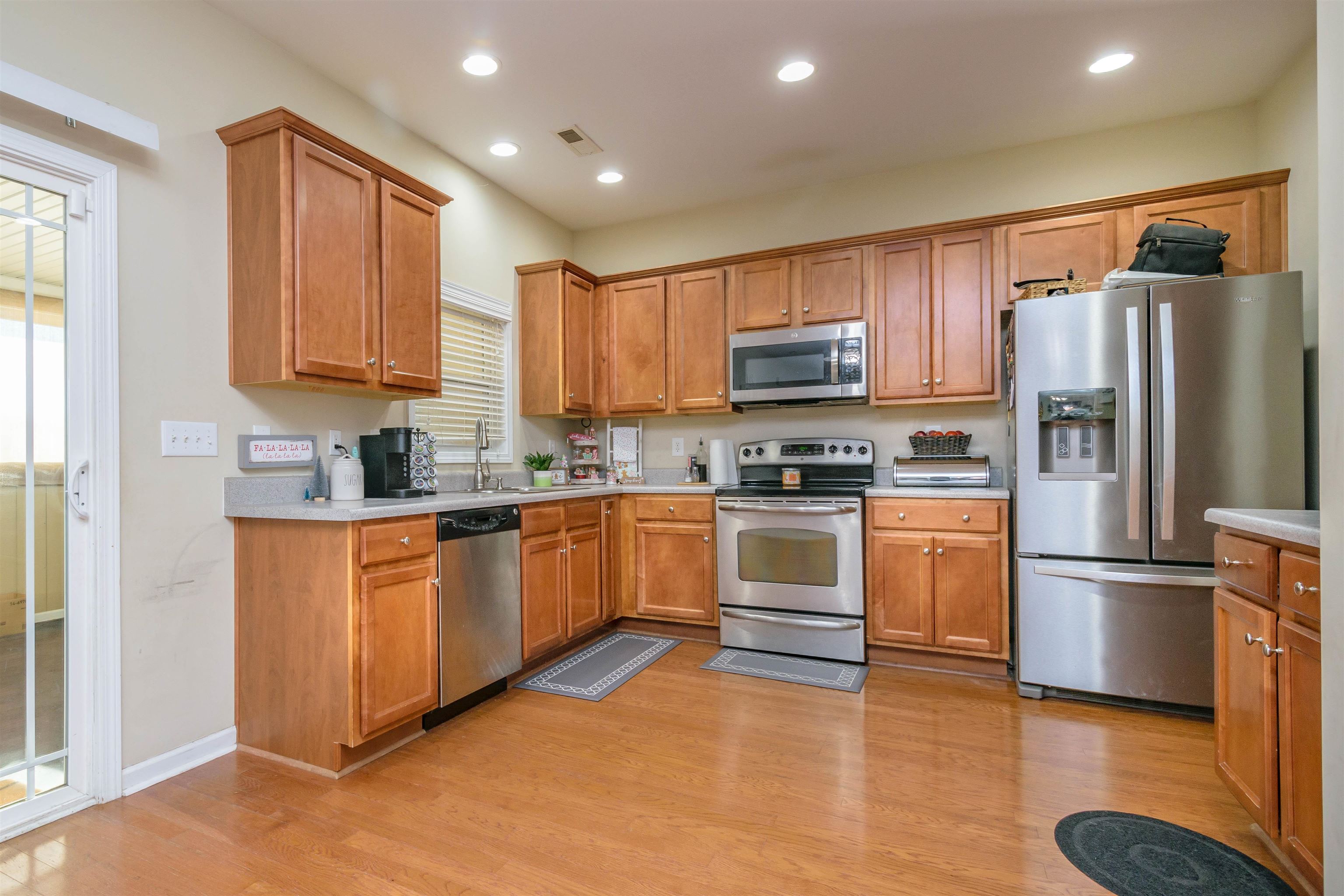 695 Flintrock Drive Boiling Springs, SC 29316 - Photo 8 of 35