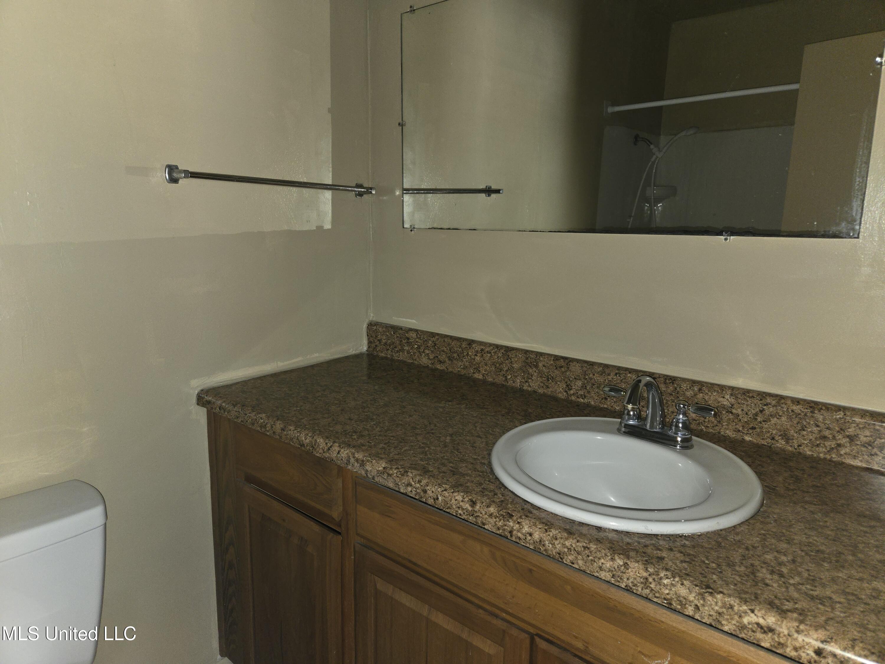 1702 Stevens Street, Unit C Biloxi, MS 39531 - Photo 6 of 6 1000018712