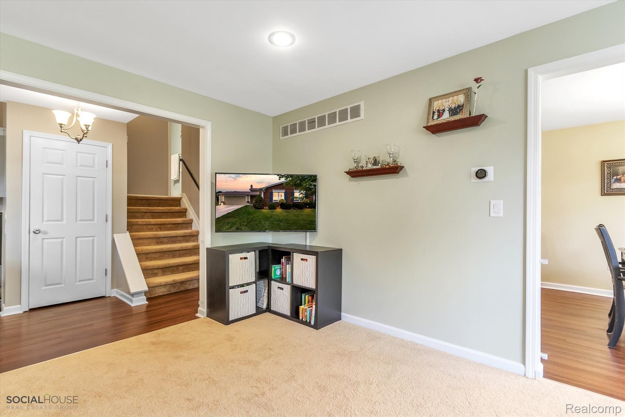 41272 Village Lake Road Novi, MI 48375 - Photo 9 of 56 09-41272-Village-Lake-Rd-Windowstill-Real-Estate-Photography-9.jpg