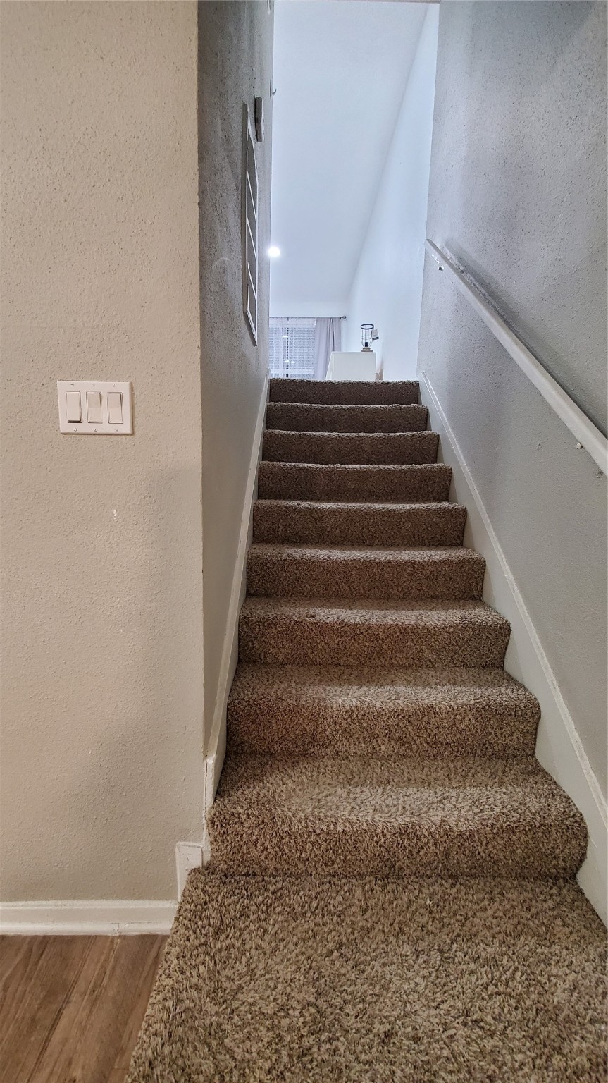 3768 Tanglewilde Street, Unit J5 Houston, TX 77063 - Photo 7 of 24