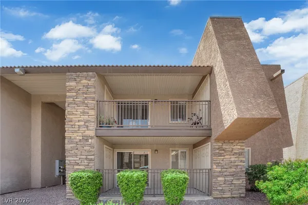 $1,250 | 5295 Indian River Drive, Unit 301, Las Vegas, NV 89103