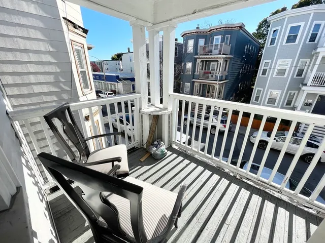 $3,800 | 9 Taft Street, Unit 2, Boston, MA 02125