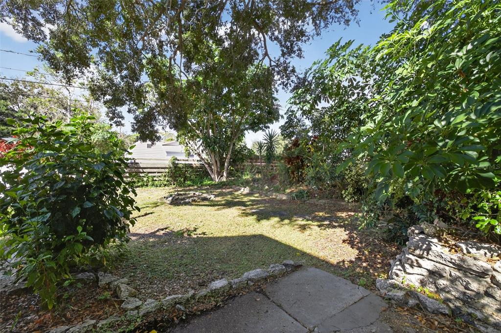 3711 Pinellas Avenue Safety Harbor, FL 34695 - Photo 11 of 36