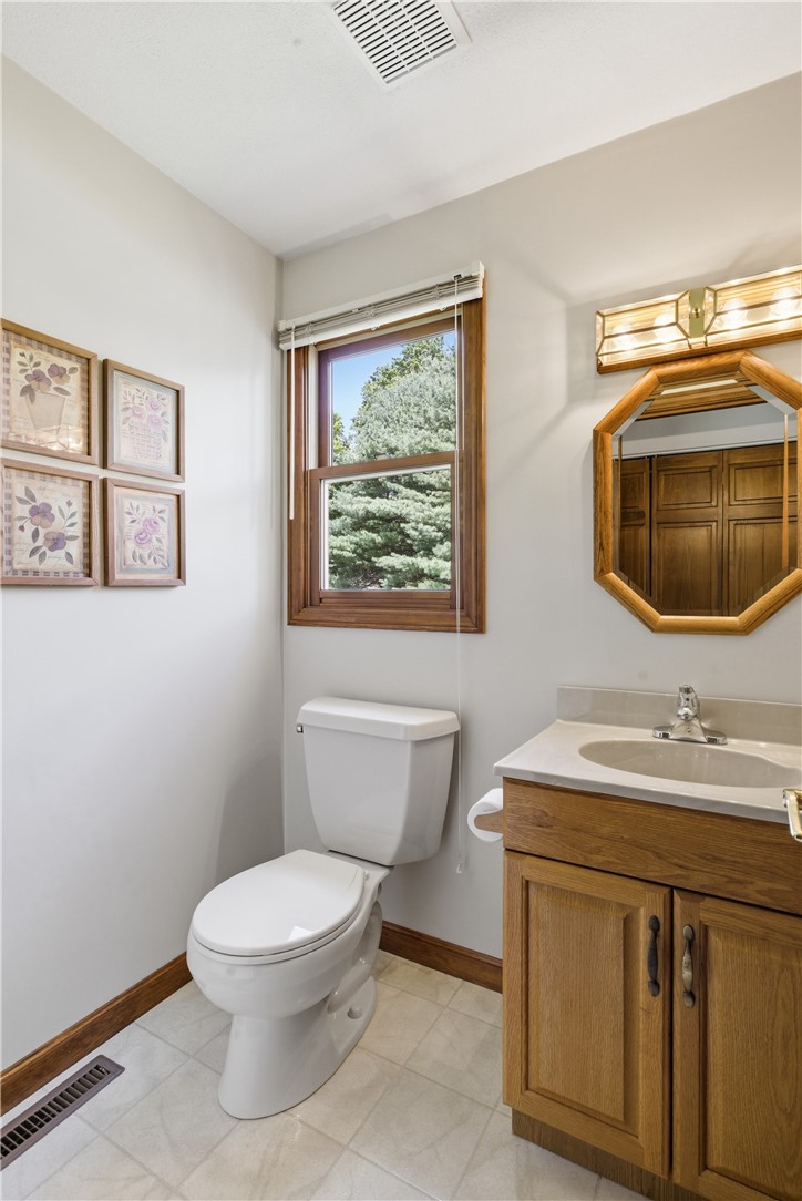 4 High Ridge Drive Lincoln, RI 02865 - Photo 13 of 45