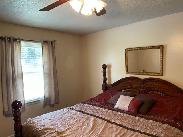 1110 Fall Creek Road Kingsport, TN 37664 - Photo 37 of 52 IMG_0501